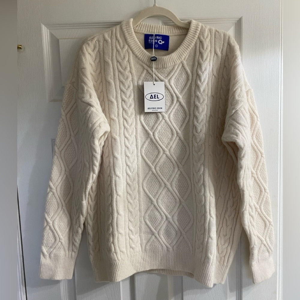 New with Tags - Aelfric Eden Oversized Sweater Size Small